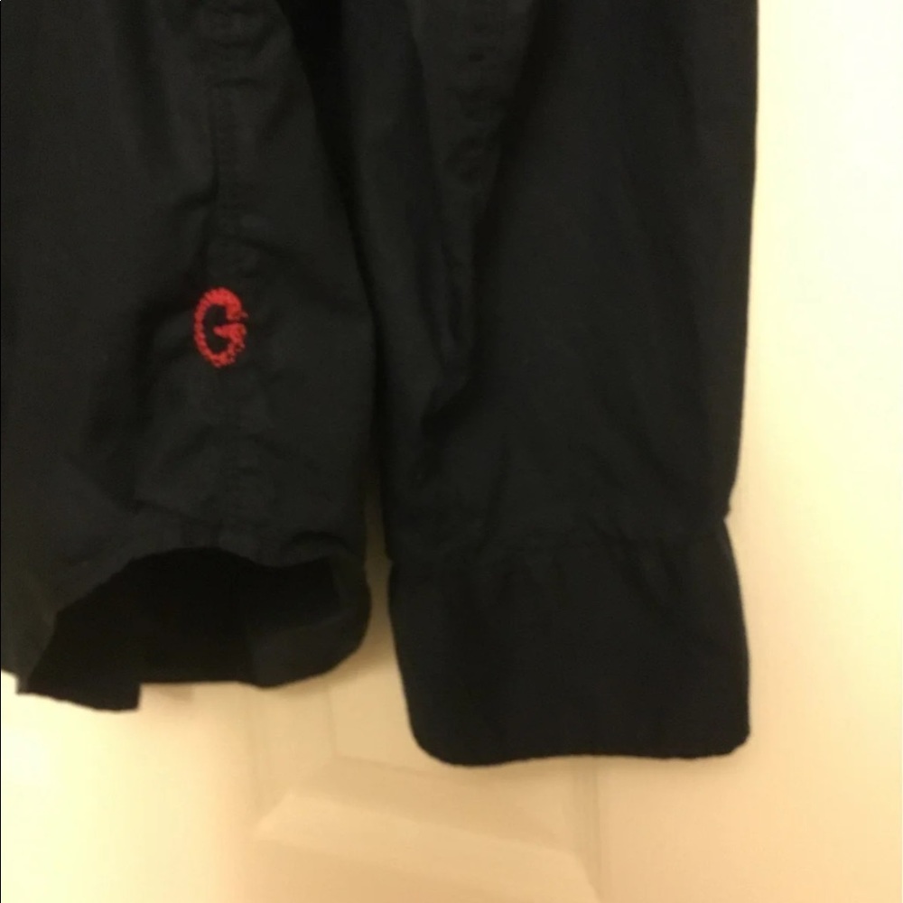 Men’s Guess Button up Top - Picture 7 of 8